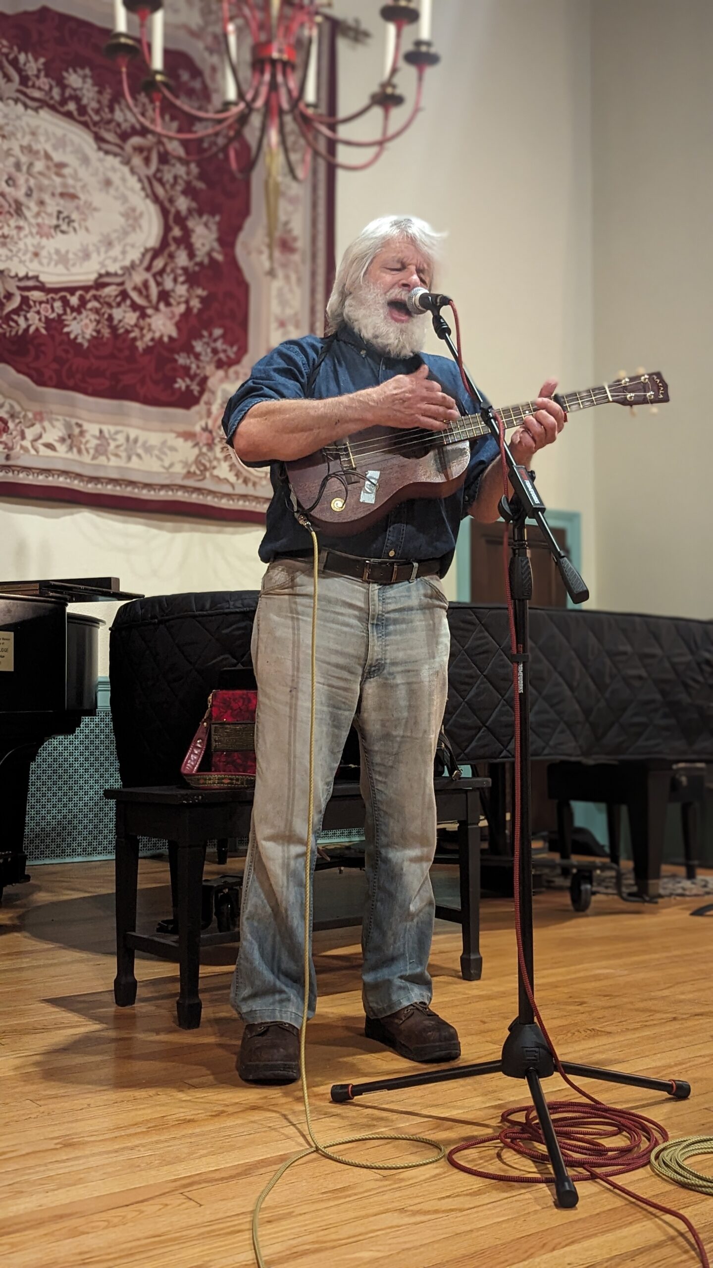 pxl 20240419 004358054.portrait